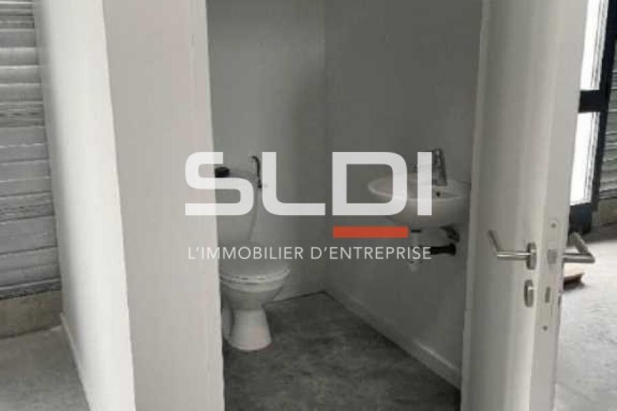Activités A LOUER - BOURGOIN JALLIEU - 225 m²