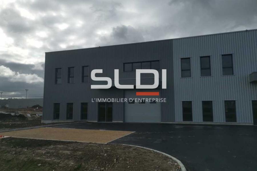 Activités A LOUER - BOURGOIN JALLIEU - 225 m²