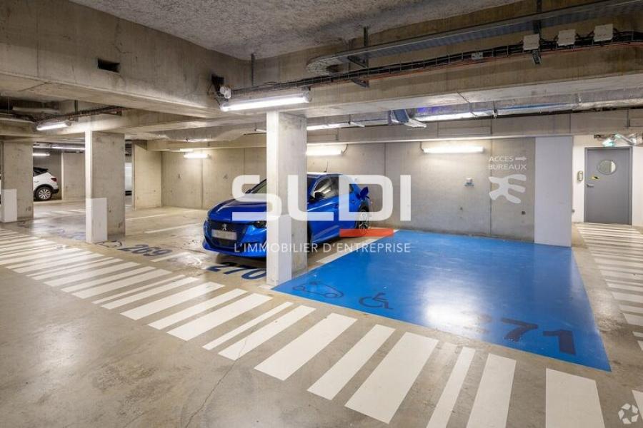 Bureaux A LOUER - LIMONEST - 3 448 m² Bureaux A LOUER - LIMONEST - 3 448 m²