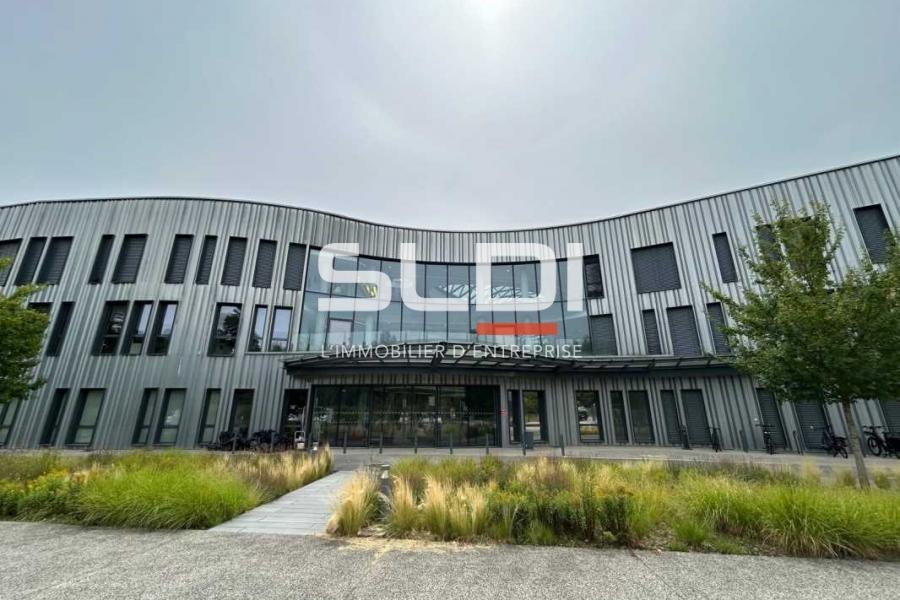 Bureaux A LOUER - LIMONEST - 3 448 m²