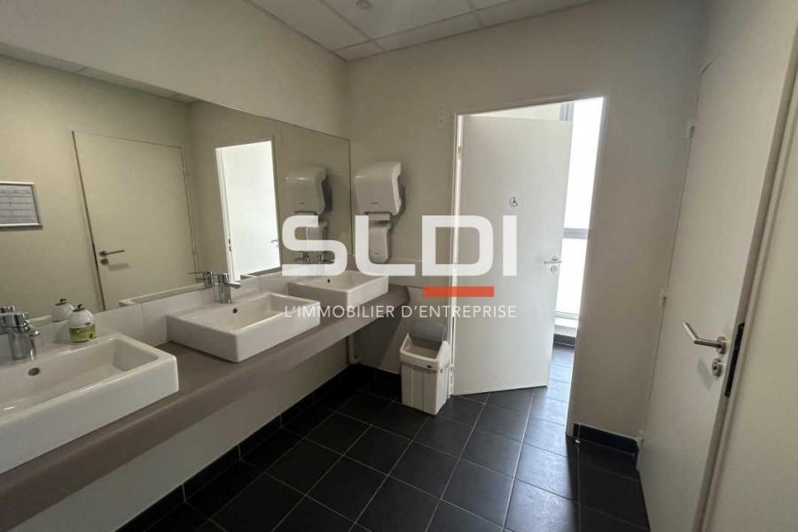 Bureaux A LOUER - VILLEFRANCHE SUR SAONE - 130 m²