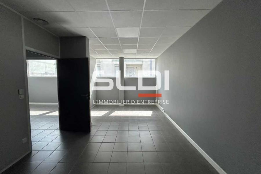 Bureaux A LOUER - VILLEFRANCHE SUR SAONE - 130 m²