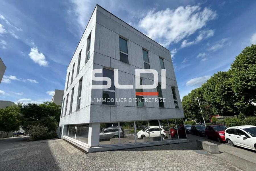 Bureaux A LOUER - VILLEFRANCHE SUR SAONE - 130 m²