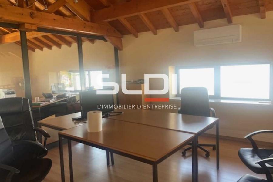 Bureaux A LOUER - RILLIEUX LA PAPE - 110 m²