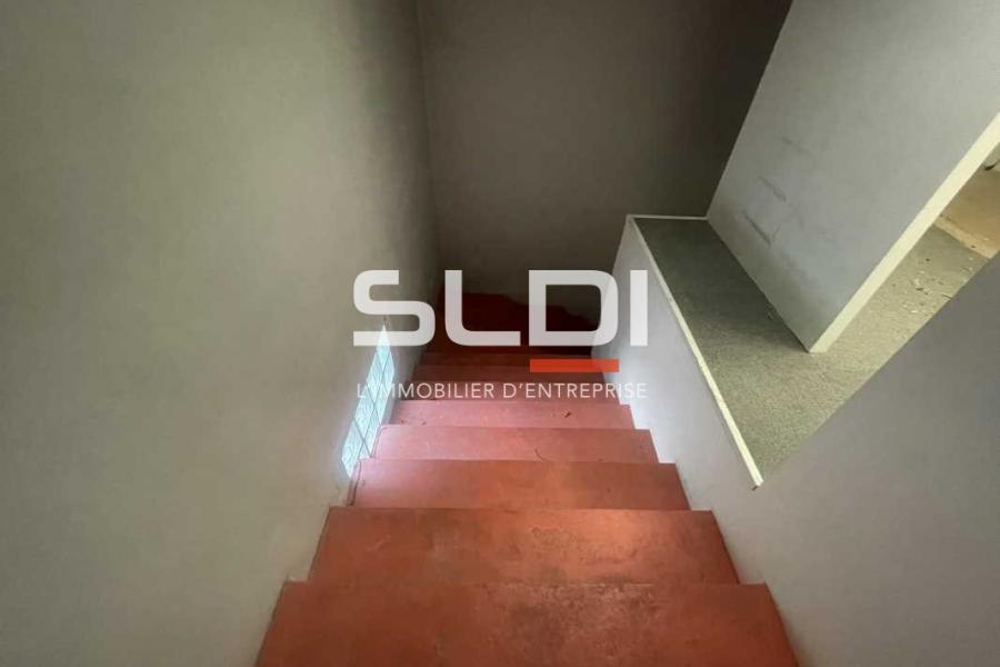 Commerces A LOUER - LYON - 295 m²