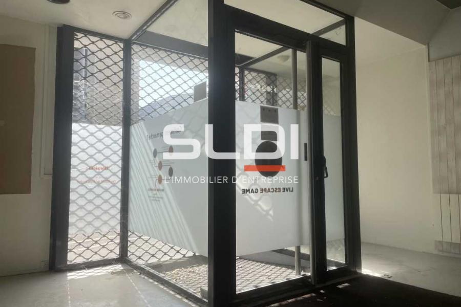 Commerces A LOUER - LYON - 295 m²