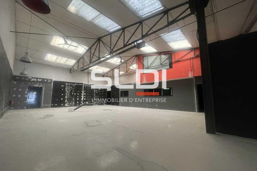 Commerces A LOUER - LYON - 295 m²