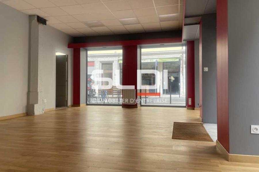 Commerces A LOUER - LYON - 70 m²