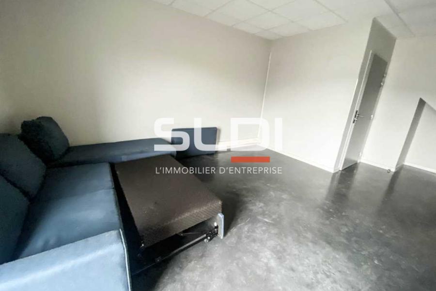 Activités A LOUER - CHAPONNAY - 269 m²
