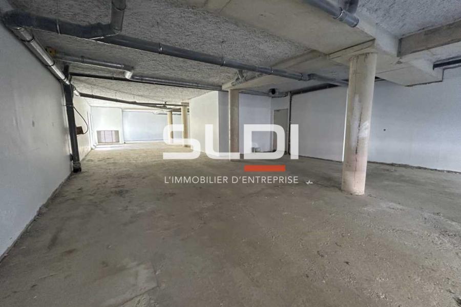 Commerces A VENDRE - VILLEFRANCHE SUR SAONE - 347 m²