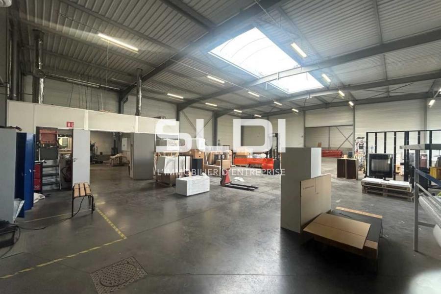 Activités A LOUER - ARNAS - 1 440 m²