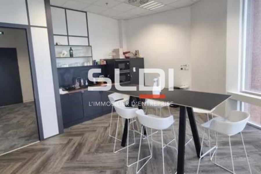 Bureaux A LOUER - LYON - 217 m²