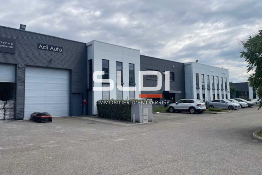 Activités A VENDRE OU A LOUER - VENISSIEUX - 731 m²