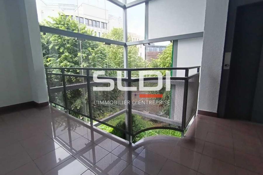 Bureaux A LOUER - LYON - 166 m²