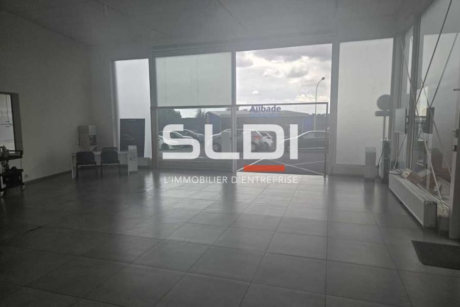 Commerces A LOUER - CHALONS EN CHAMPAGNE - 378 m²