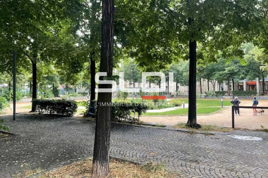 Commerces A LOUER - LYON - 41 m²