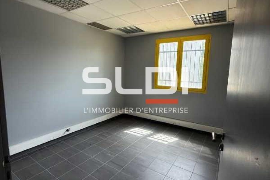 Activités A LOUER - LA VERPILLIERE - 415 m²