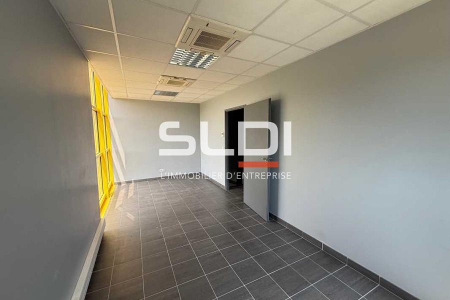 Activités A LOUER - LA VERPILLIERE - 415 m²