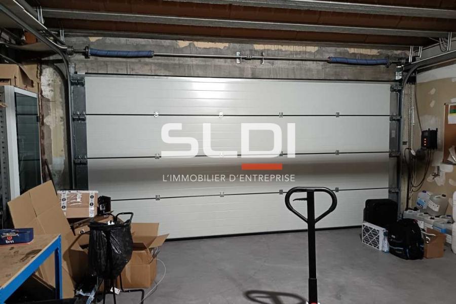 Activités A VENDRE - DECINES CHARPIEU - 1 092 m²