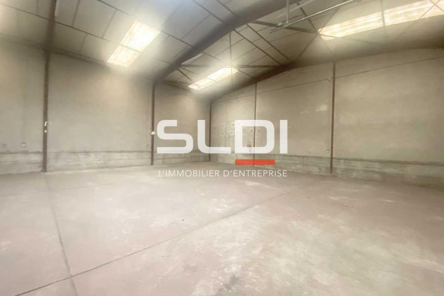 Activités A LOUER - SAINT LAURENT DE MURE - 860 m²