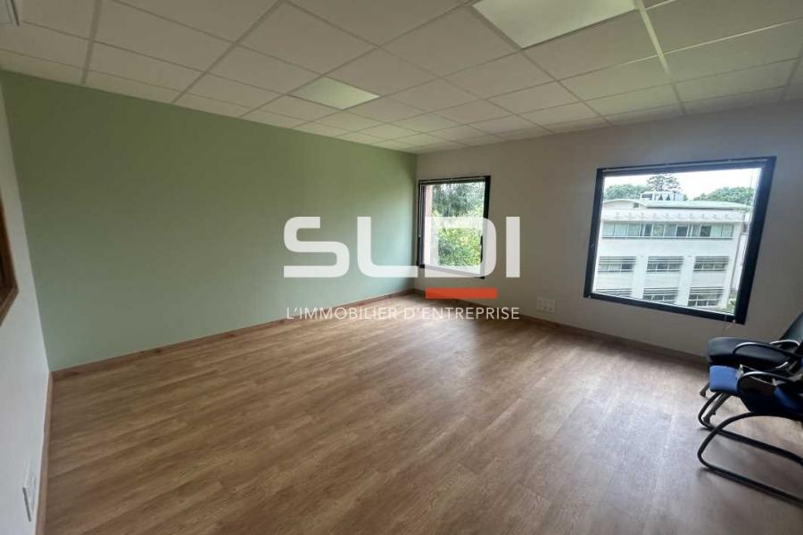 Bureaux A LOUER - ECULLY - 59 m²
