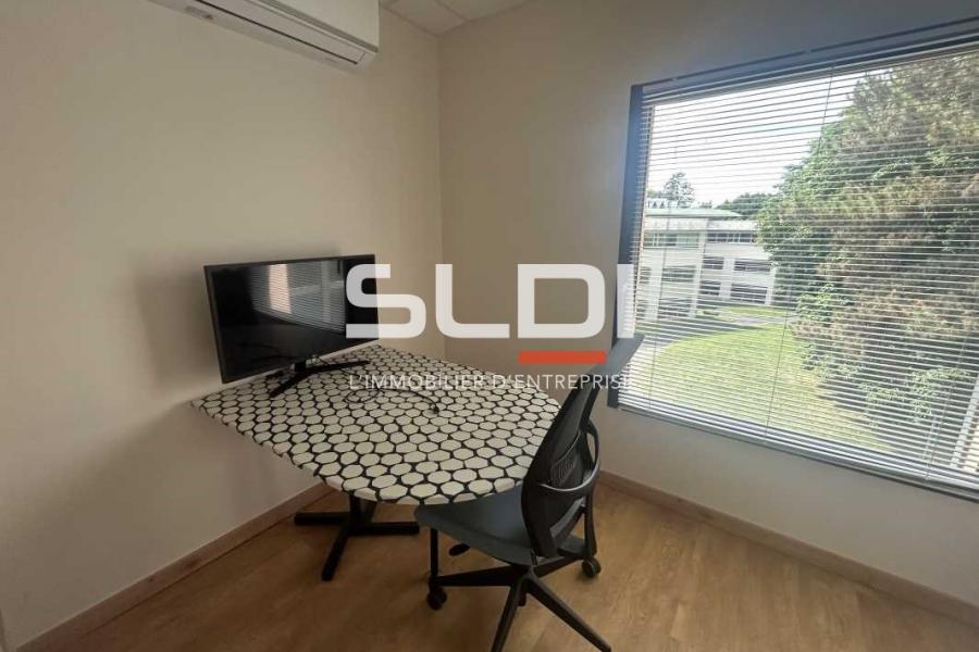 Bureaux A LOUER - ECULLY - 59 m²