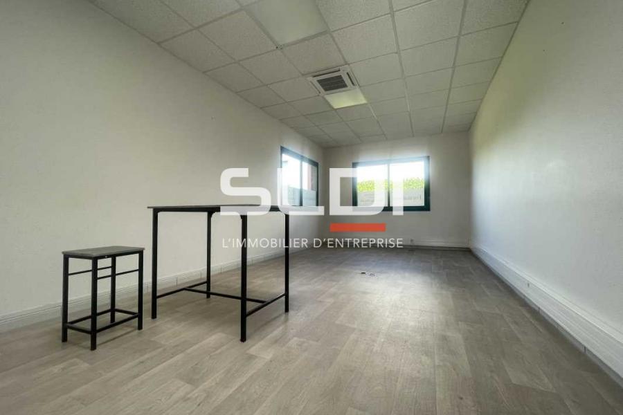 Bureaux A LOUER - VALENCE - 450 m²