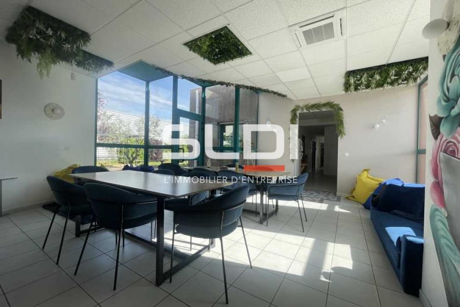 Bureaux A LOUER - VALENCE - 450 m²