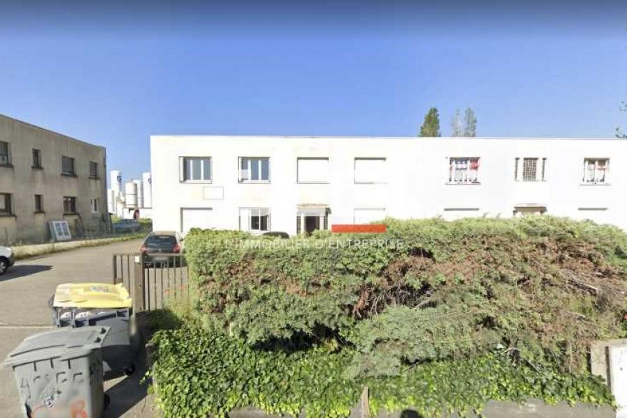 Bureaux A LOUER - SAINT SYMPHORIEN D'OZON - 151 m²
