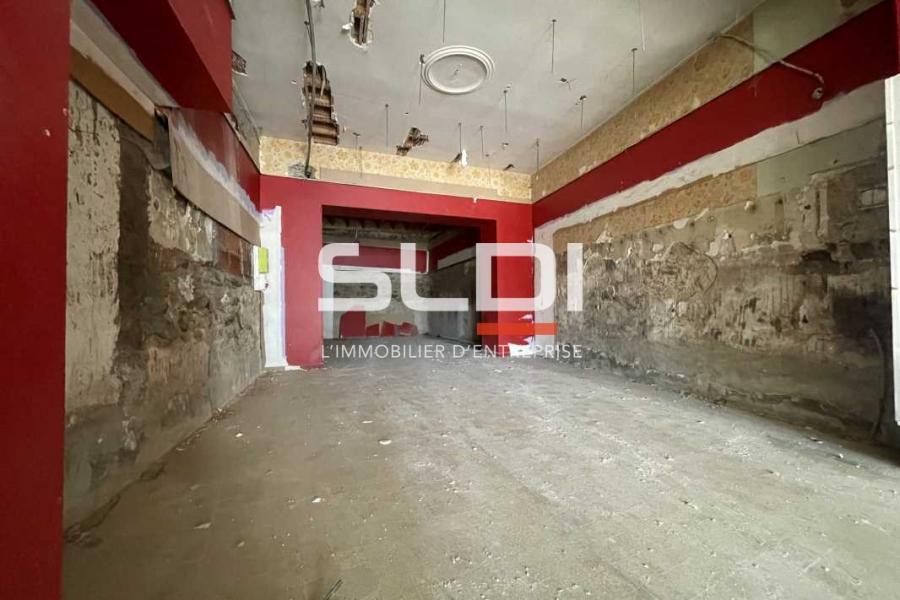 Commerces A VENDRE - SOUCIEU EN JARREST - 100 m²
