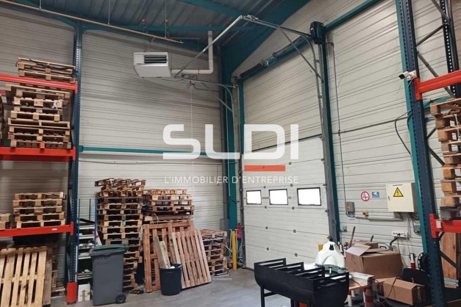 Activités A LOUER - VENISSIEUX - 360 m²