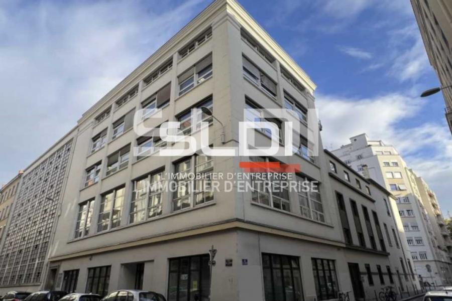 Bureaux A LOUER - LYON - 85 m²
