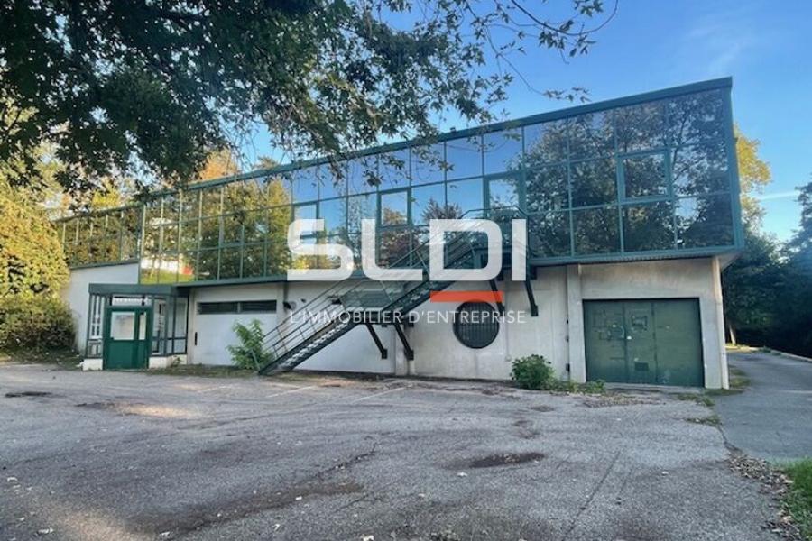 Activités A VENDRE OU A LOUER - LIMONEST - 950 m²