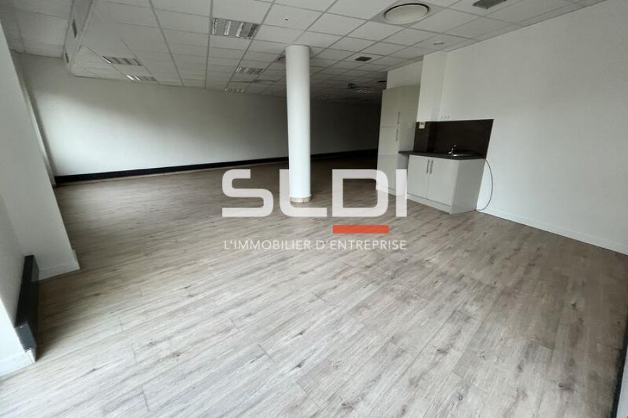 Bureaux A LOUER - LYON - 456 m² Bureaux A LOUER - LYON - 456 m²