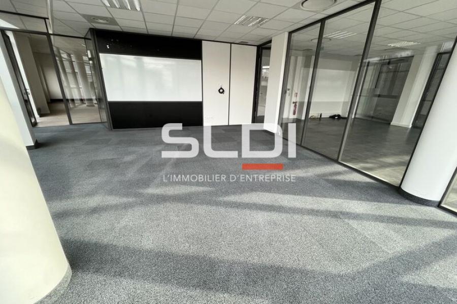 Bureaux A LOUER - LYON - 456 m² Bureaux A LOUER - LYON - 456 m²