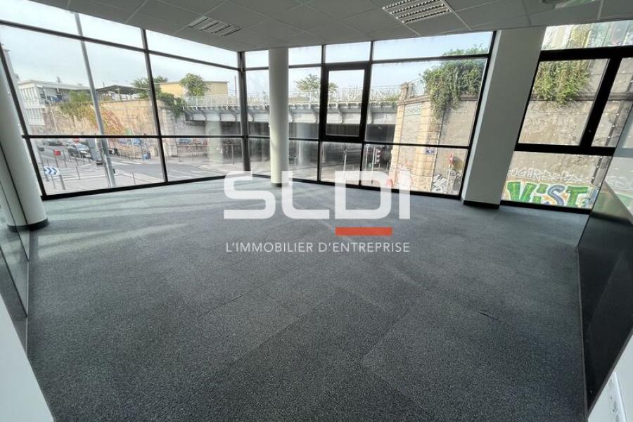 Bureaux A LOUER - LYON - 456 m² Bureaux A LOUER - LYON - 456 m²