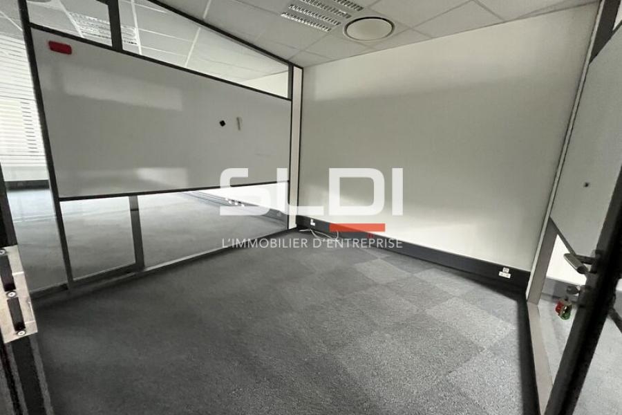 Bureaux A LOUER - LYON - 456 m² Bureaux A LOUER - LYON - 456 m²