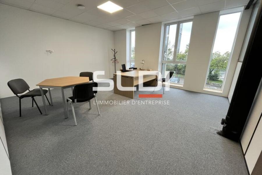 Bureaux A LOUER - CALUIRE ET CUIRE - 539 m²