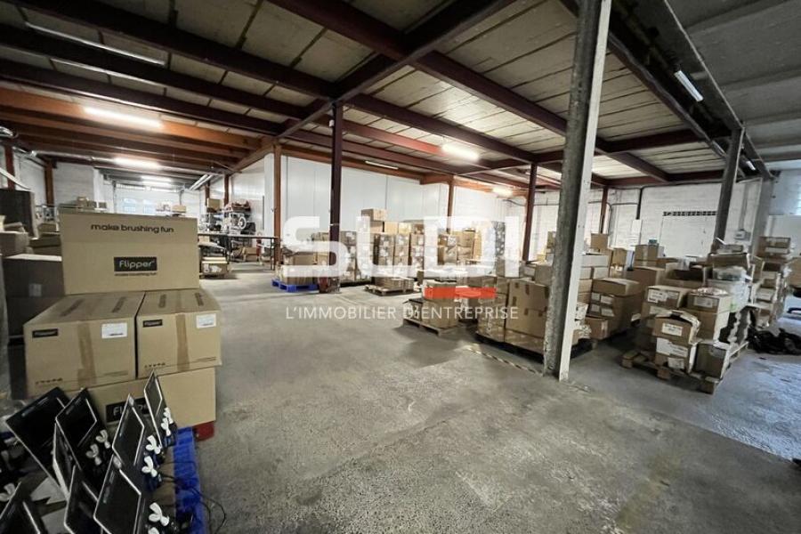 Activités A LOUER - CALUIRE ET CUIRE - 1 060 m²