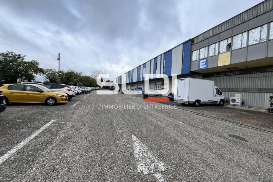 Activités A LOUER - CALUIRE ET CUIRE - 1 060 m²