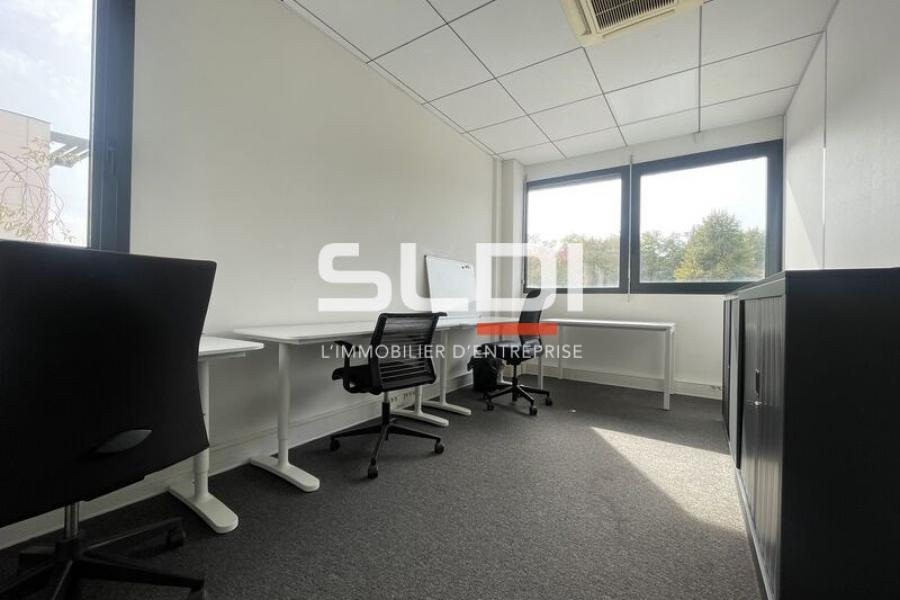 Bureaux A VENDRE - SAINT PRIEST - 212 m²