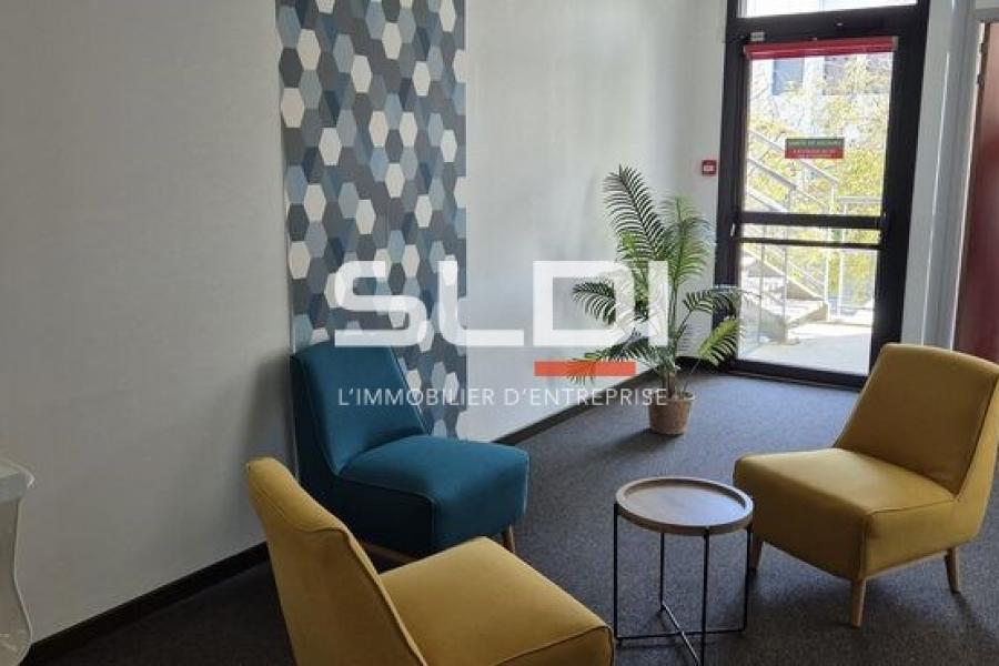 Bureaux A VENDRE - SAINT PRIEST - 212 m²