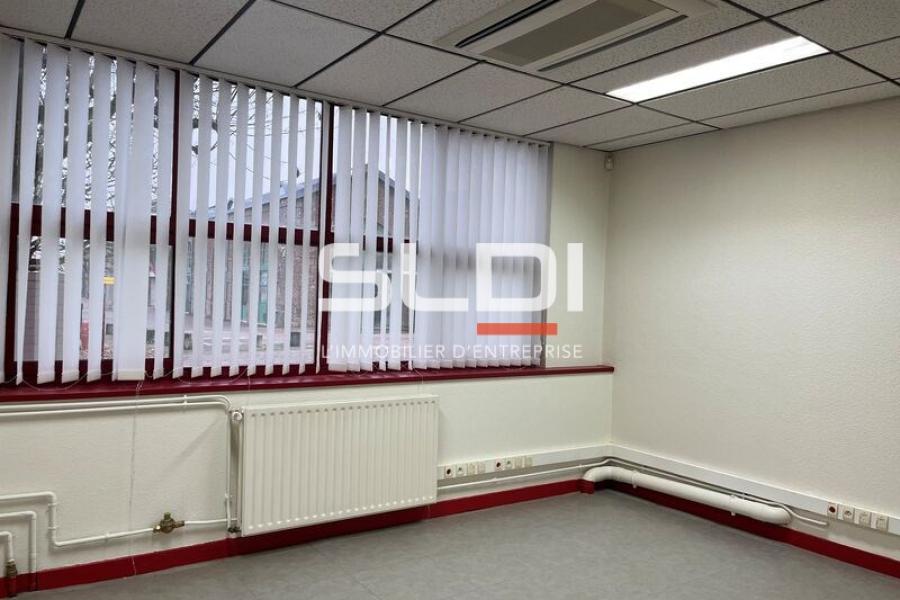 Bureaux A LOUER - LE CREUSOT - 500 m² Bureaux A LOUER - LE CREUSOT - 500 m²