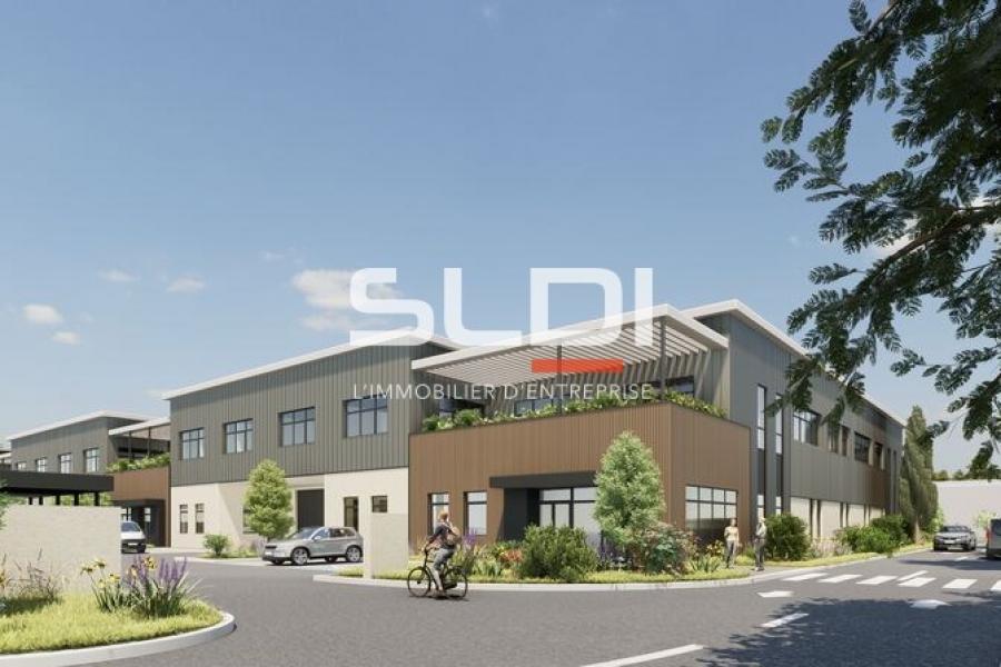 Activités A LOUER - DECINES CHARPIEU - 5 267 m² Activités A LOUER - DECINES CHARPIEU - 5 267 m²