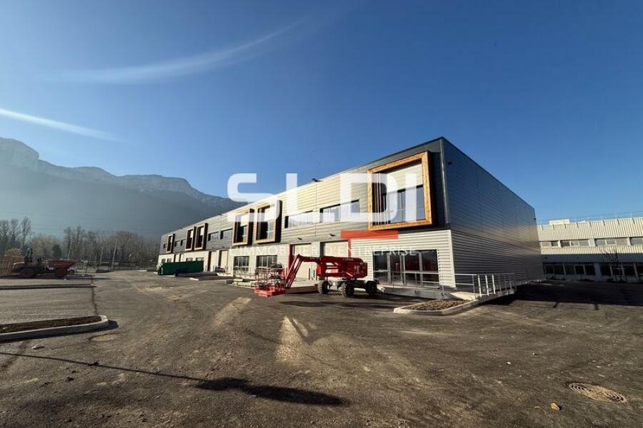 Activités A LOUER - FONTANIL CORNILLON - 5 652 m²