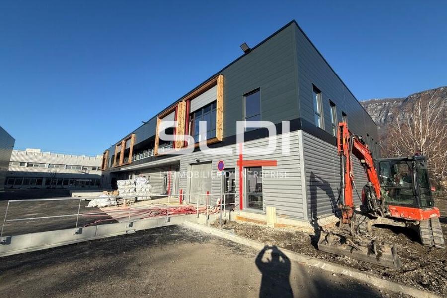 Activités A LOUER - FONTANIL CORNILLON - 5 652 m²