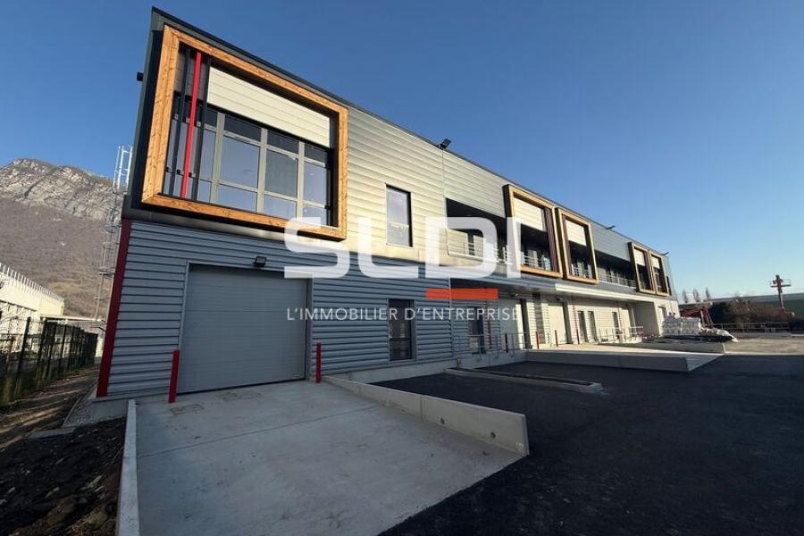 Activités A LOUER - FONTANIL CORNILLON - 5 652 m²