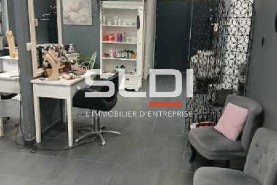 Commerces CESSION DE FONDS - SAINT QUENTIN FALLAVIER - 90 m²