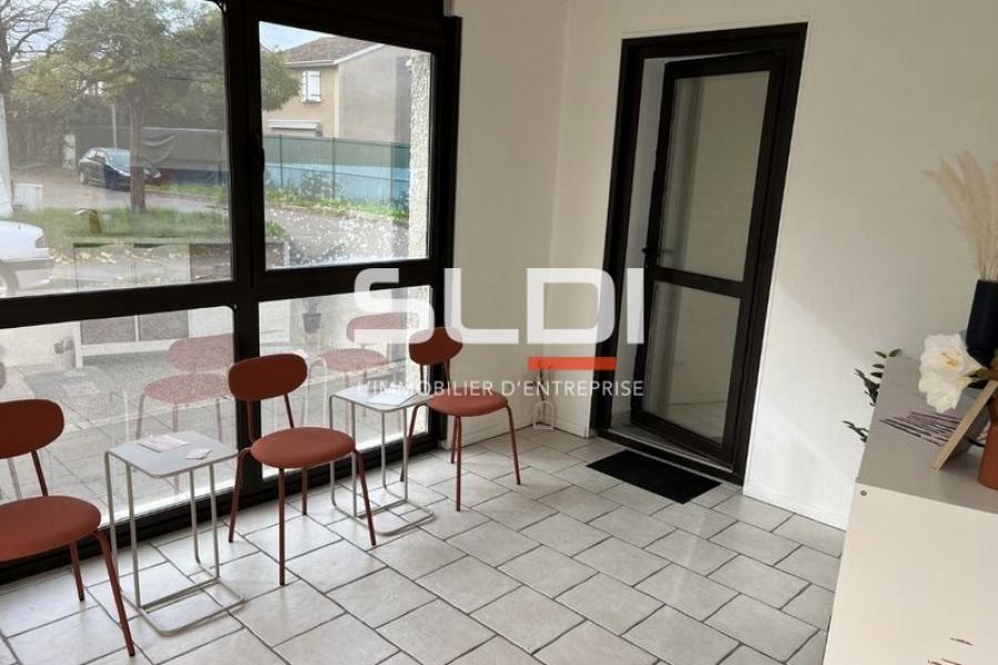 Bureaux A LOUER - CHASSIEU - 32 m²