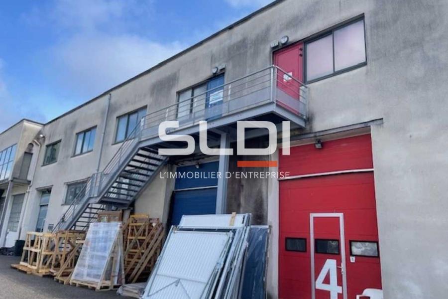 Activités A LOUER - VILLEURBANNE - 810 m²